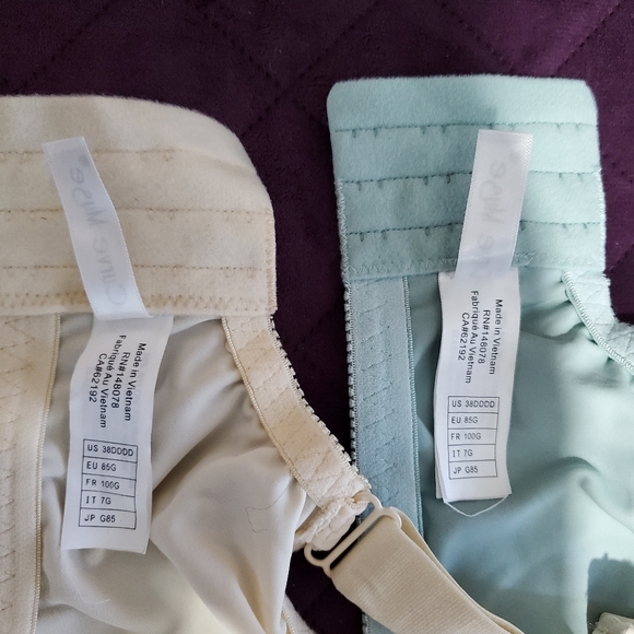 2 Curve Muse bras - 38DDDD $20 each or 2 for $35 - Picture 4 of 4